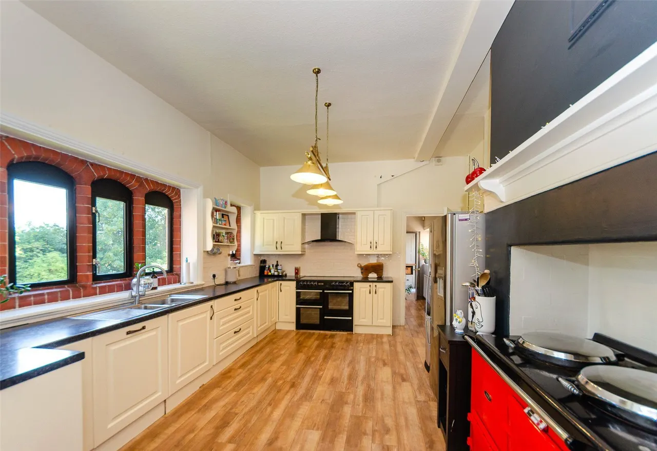 Queens Drive, Colwyn Bay, LL29, photo 8