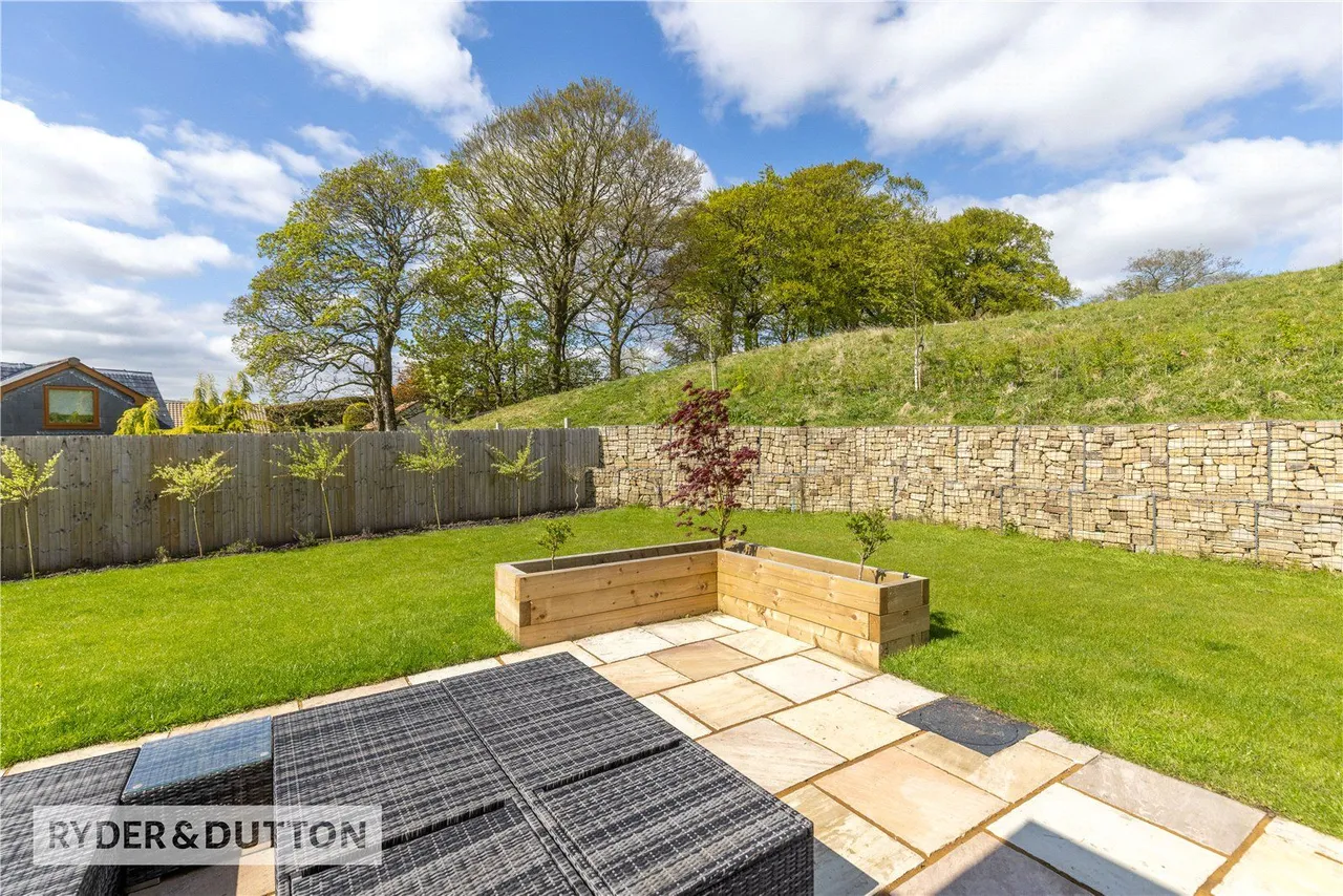 Johnny Barn Close, Rawtenstall, BB4, photo 7