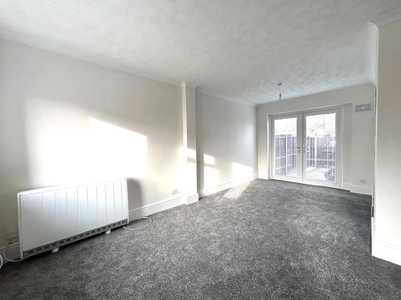 VANGE, BASILDON, photo 2