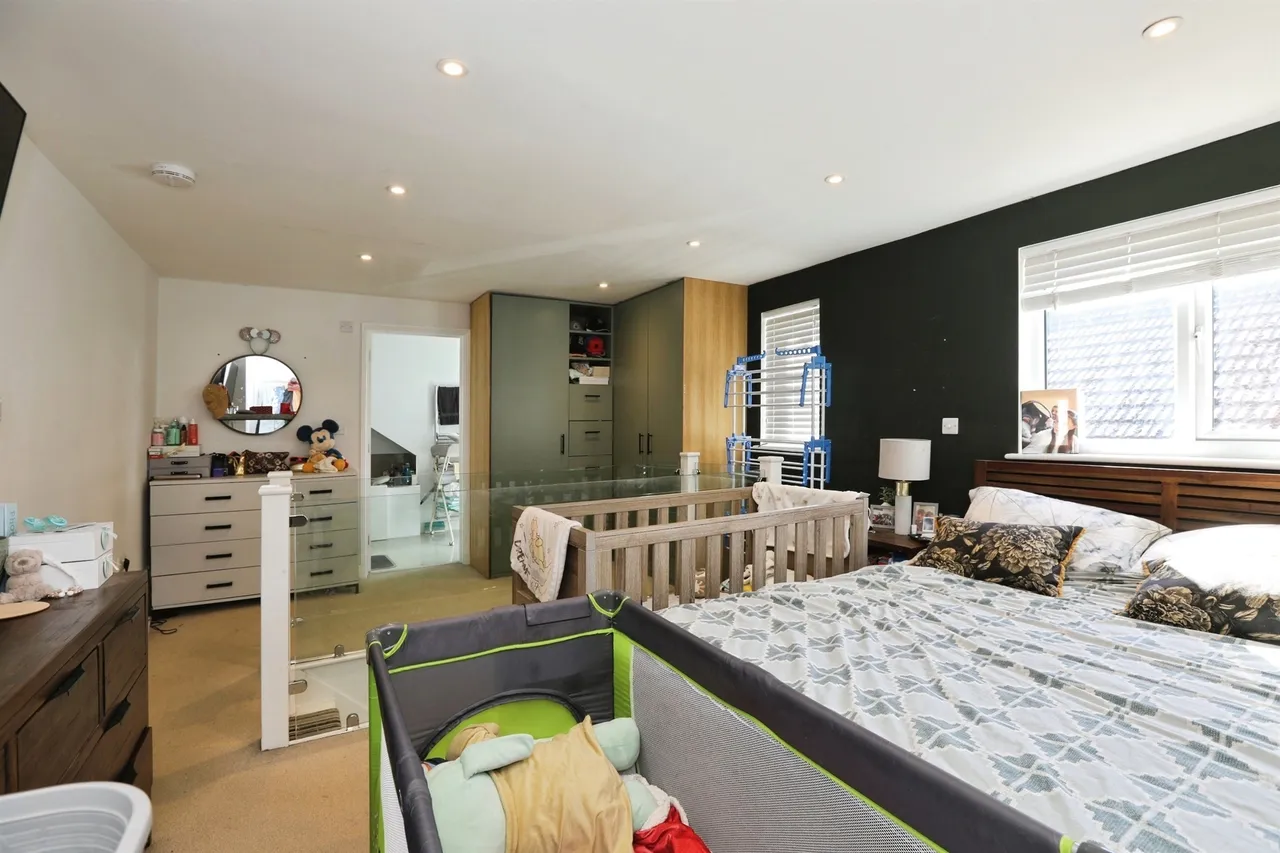 Mill Green Road, Haywards Heath, RH16, photo 6