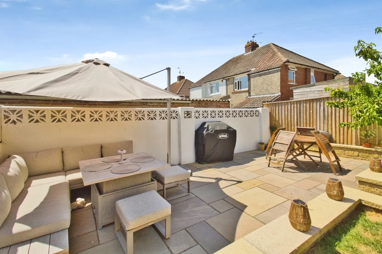 Glenthorne Avenue, Yeovil, photo 11