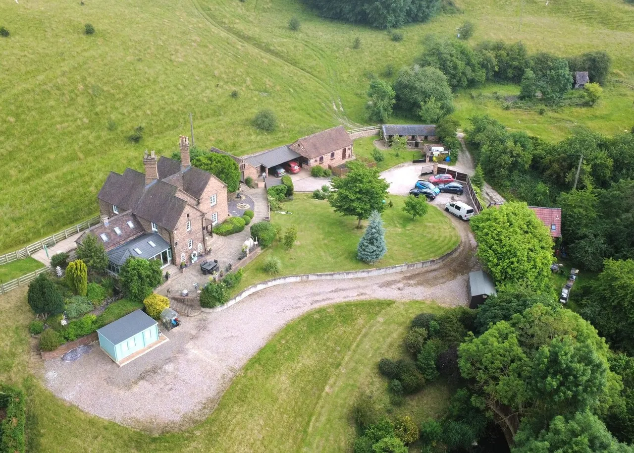 5 bed house for sale — Ironbridge, Telford TF8 7BJ