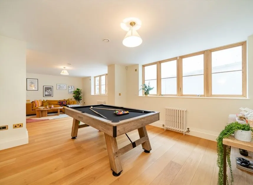 Acacia Road, St John's Wood, NW8, photo 3
