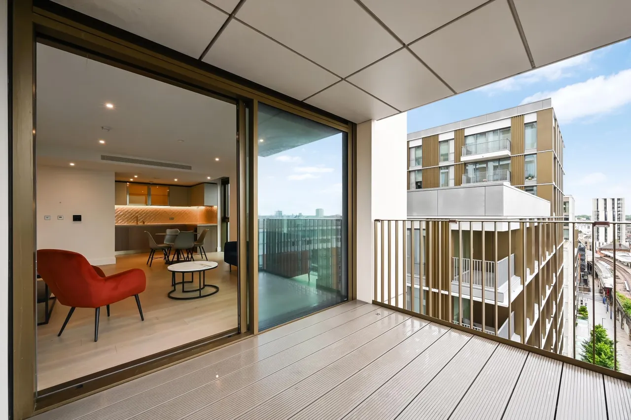 Palmer Road, SW11, photo 3