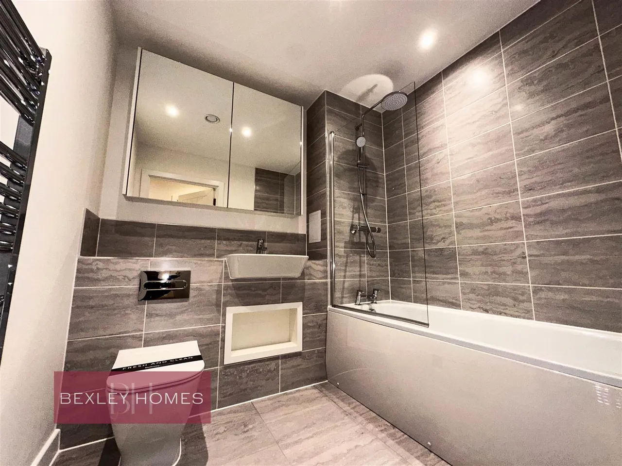 2 bed property to rent, Liberty Court, Stone Crossing, DA2