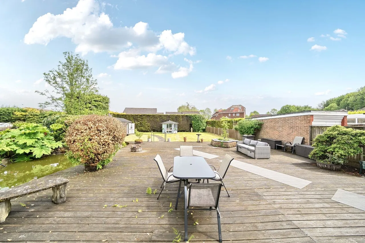 The Street, Hawkinge, CT18, photo 17