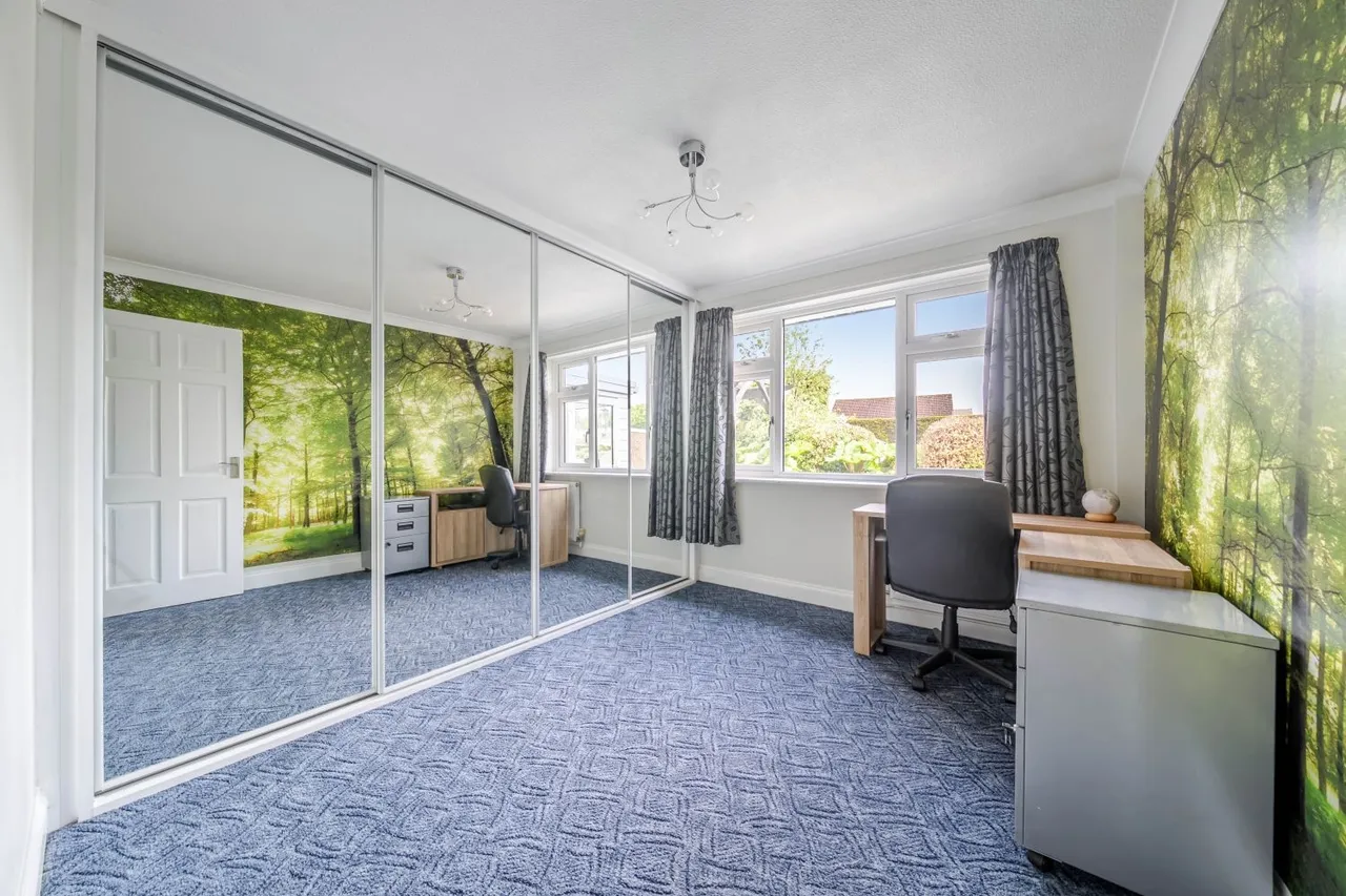 The Street, Hawkinge, CT18, photo 14