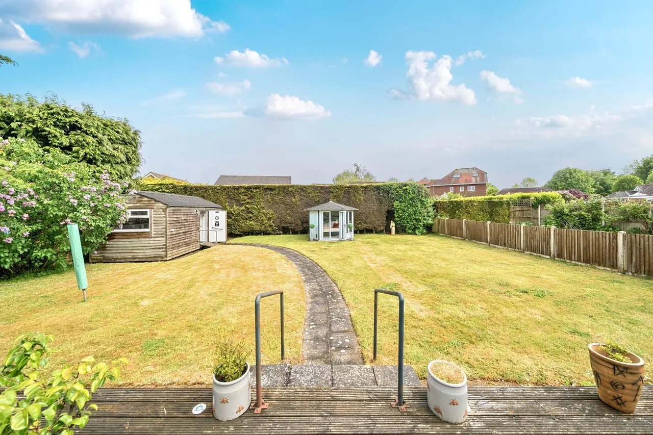 The Street, Hawkinge, CT18, photo 18