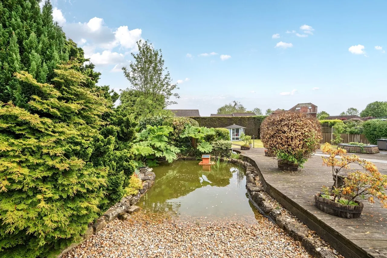 The Street, Hawkinge, CT18, photo 20