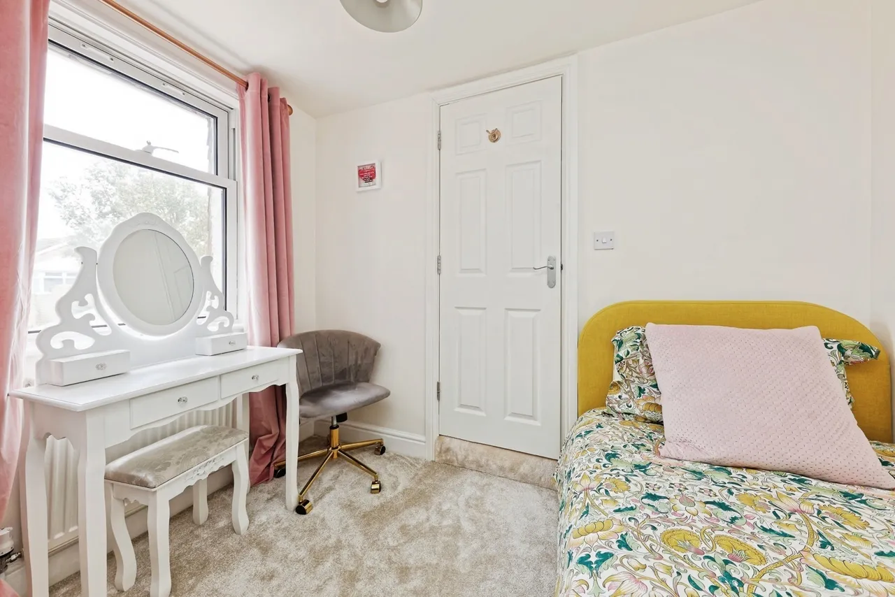 Beauxfield, Whitfield, Dover, Kent, CT16, photo 15