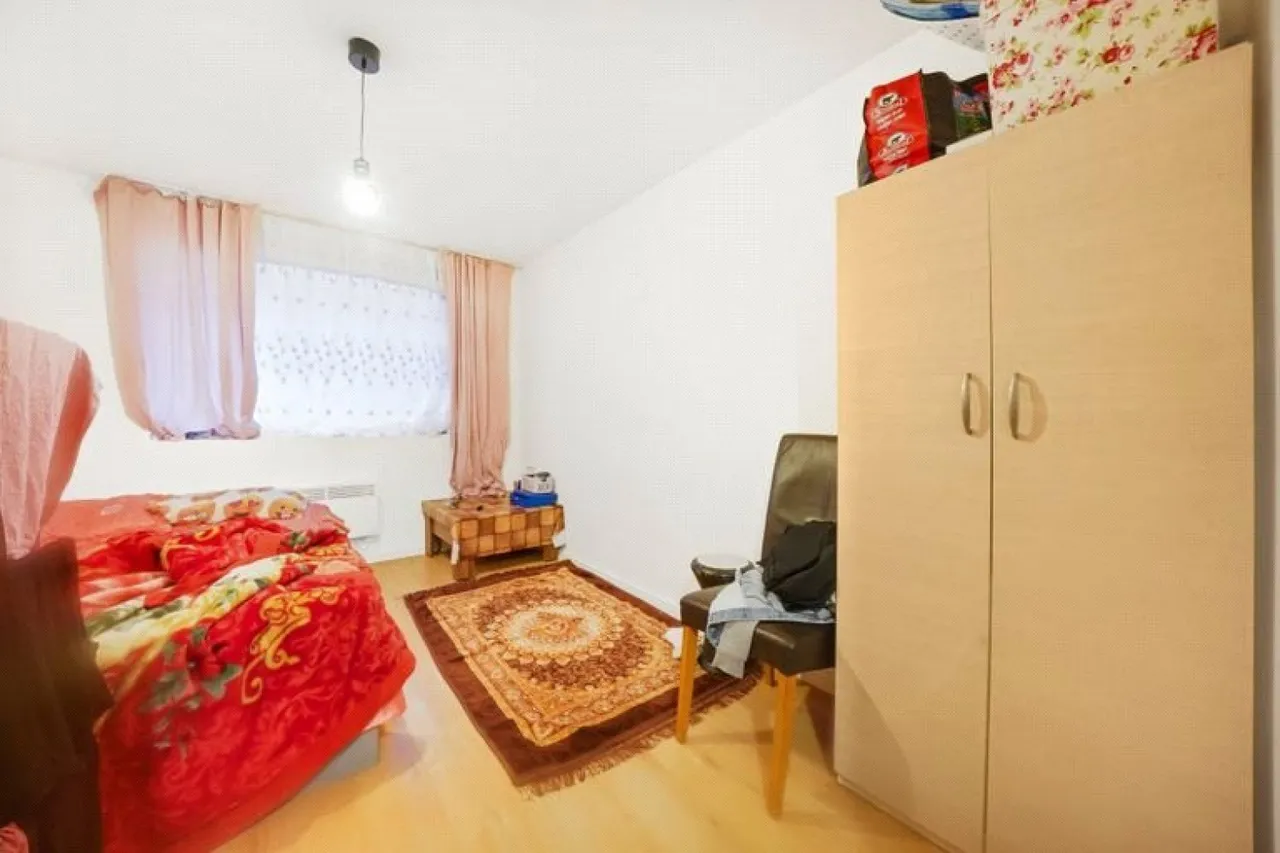 Keats Close, Enfield, EN3, photo 7