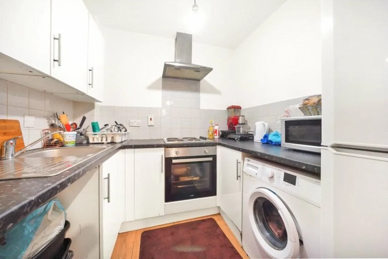 Keats Close, Enfield, EN3, photo 12