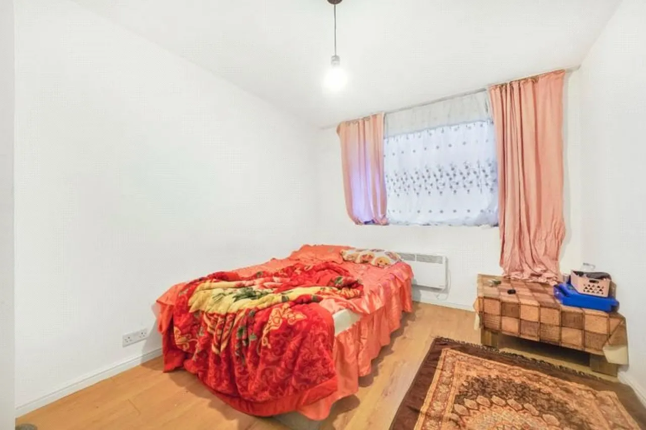 Keats Close, Enfield, EN3, photo 6
