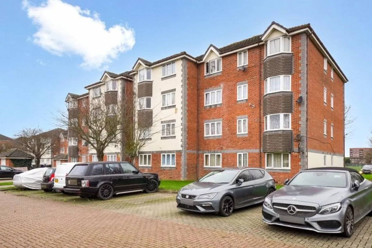 Keats Close, Enfield, EN3, photo 9