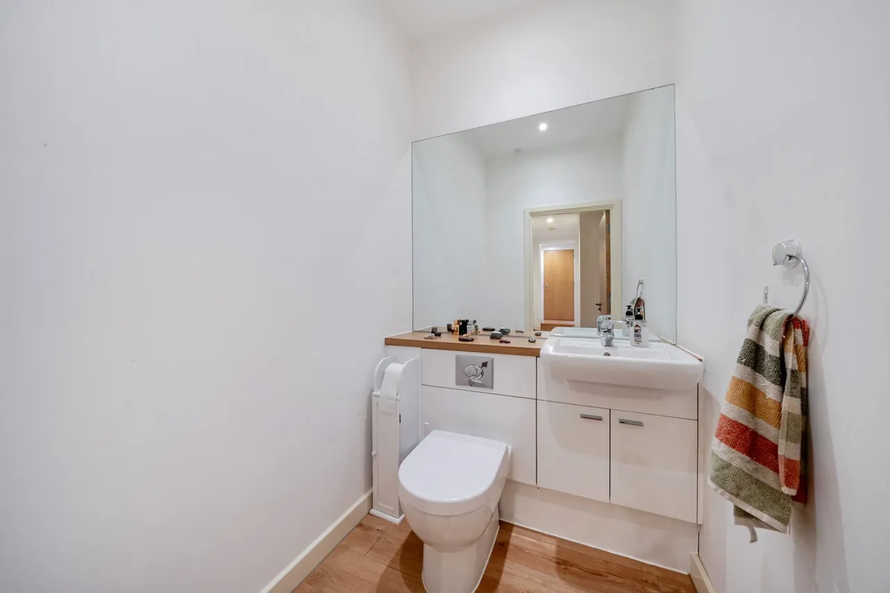 Lynton Road, SE1, photo 13