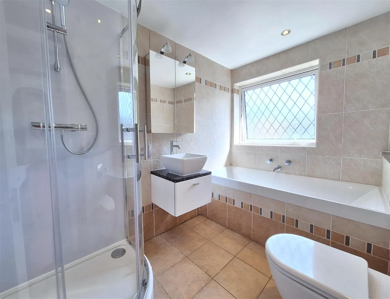 Lowfield Road, Caversham Park Village, RG4, photo 4