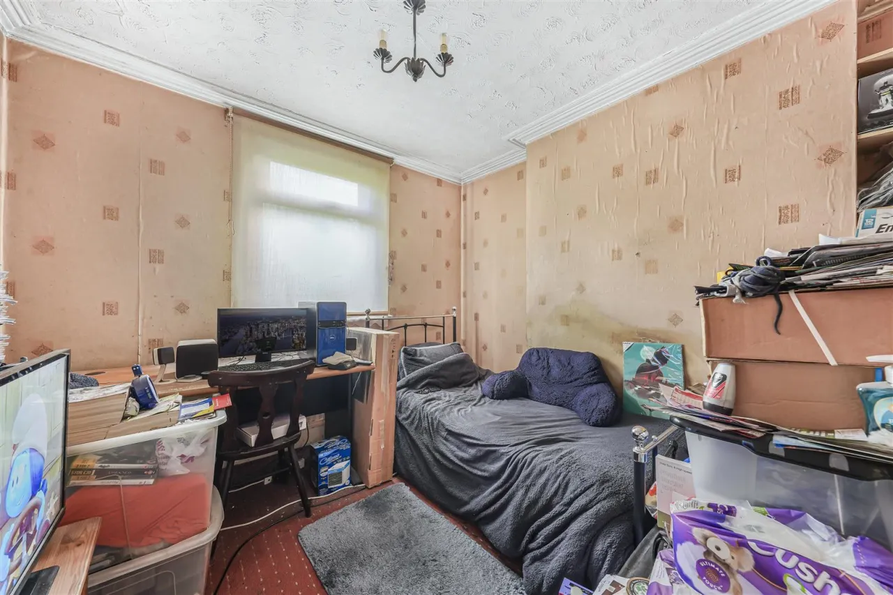 Kings Road, North Chingford, E4 7EY, photo 28