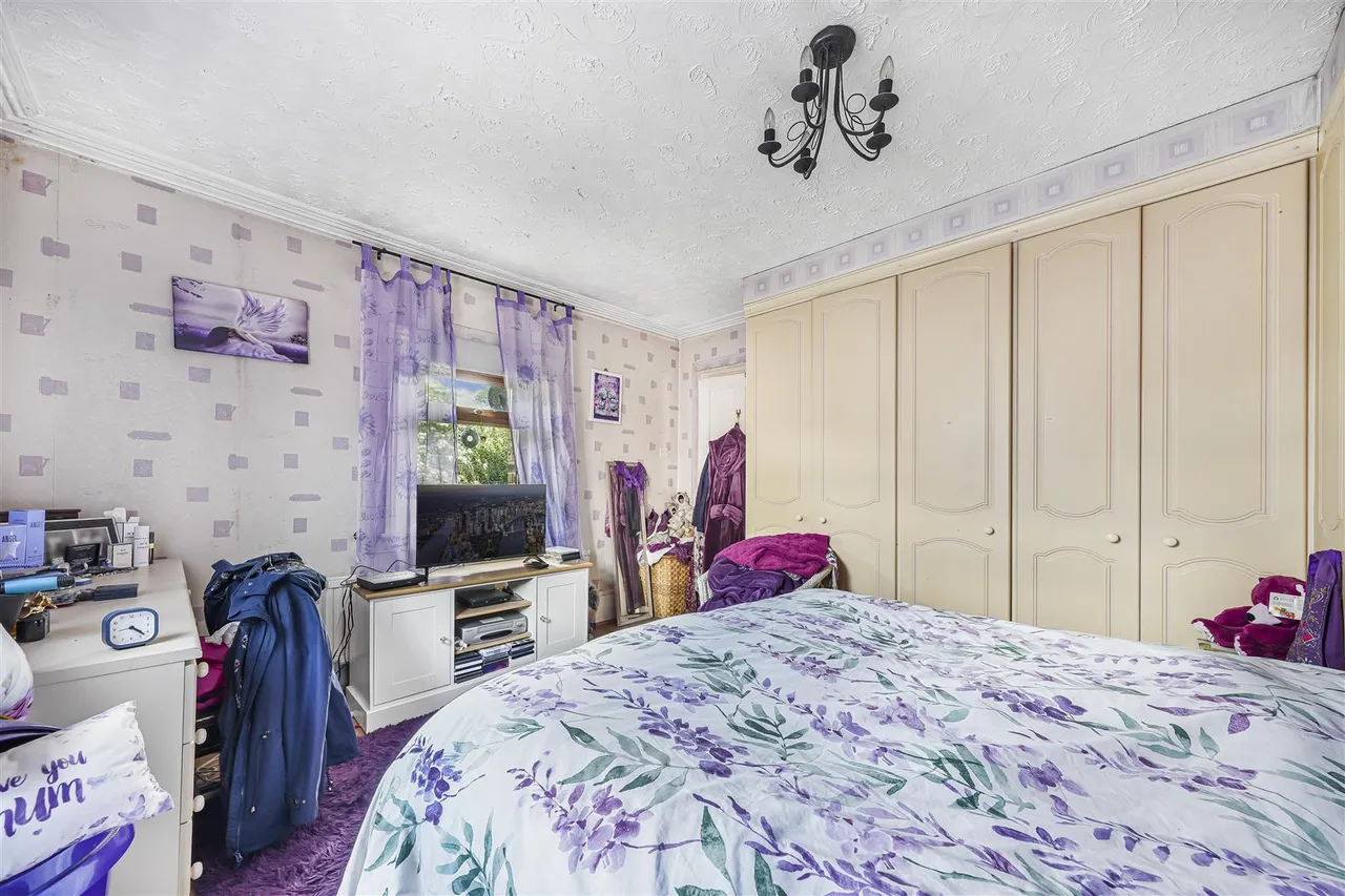 Kings Road, North Chingford, E4 7EY, photo 12