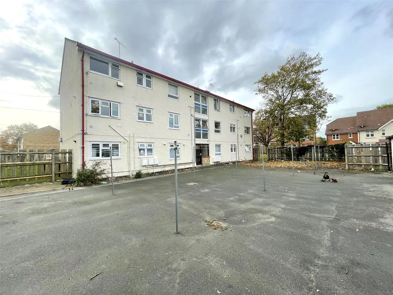 Montgomery Road, Farnborough, Hampshire, GU14 0BA, photo 7