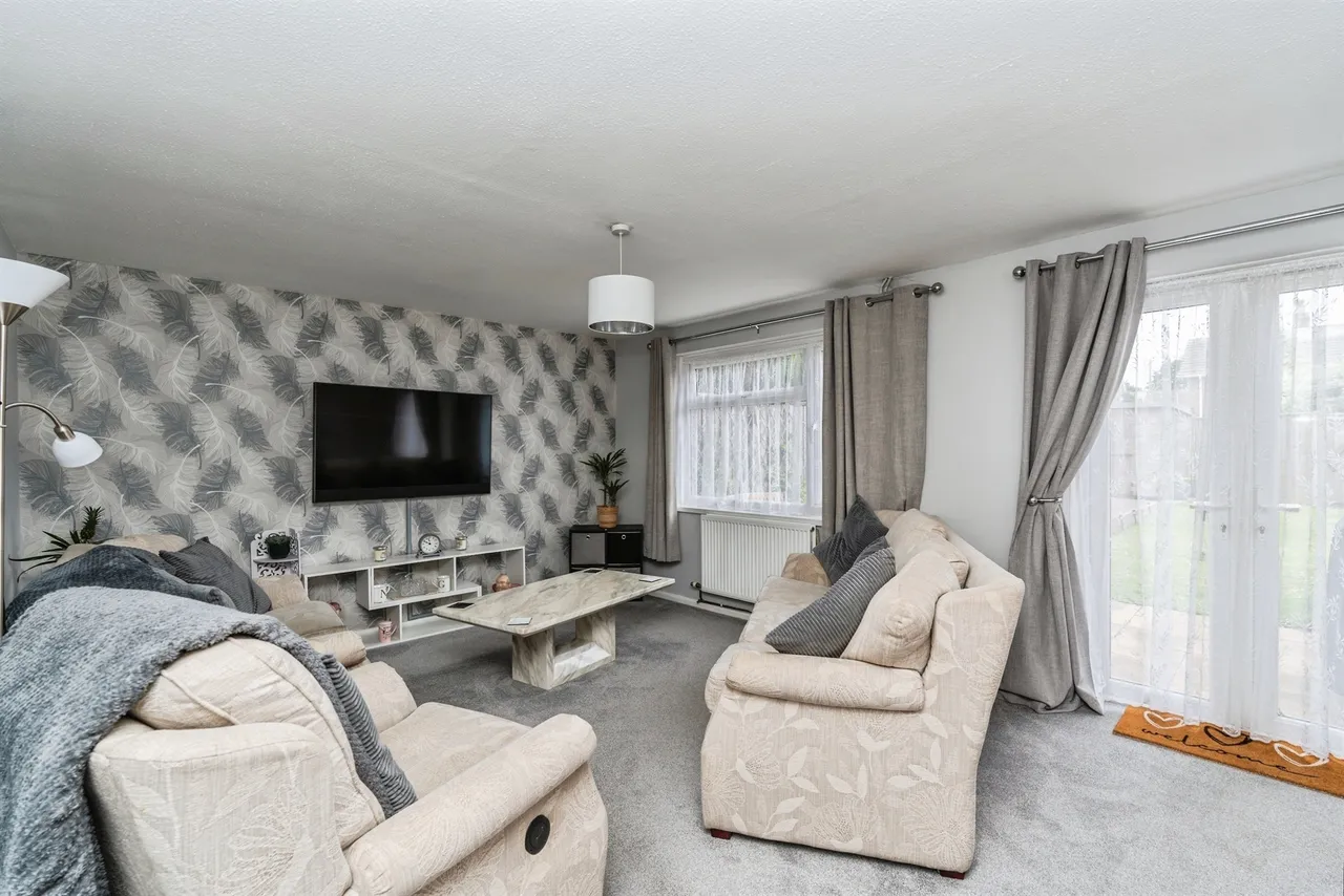 Laburnum Crescent, Hythe, SO45, photo 3