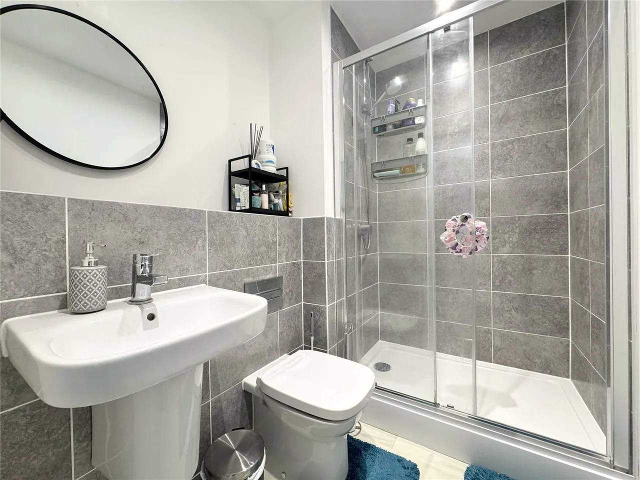 Moorfield Place, Farnborough, Hampshire, GU14 7HP, photo 5