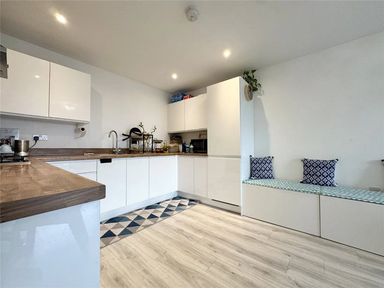 Moorfield Place, Farnborough, Hampshire, GU14 7HP, photo 8