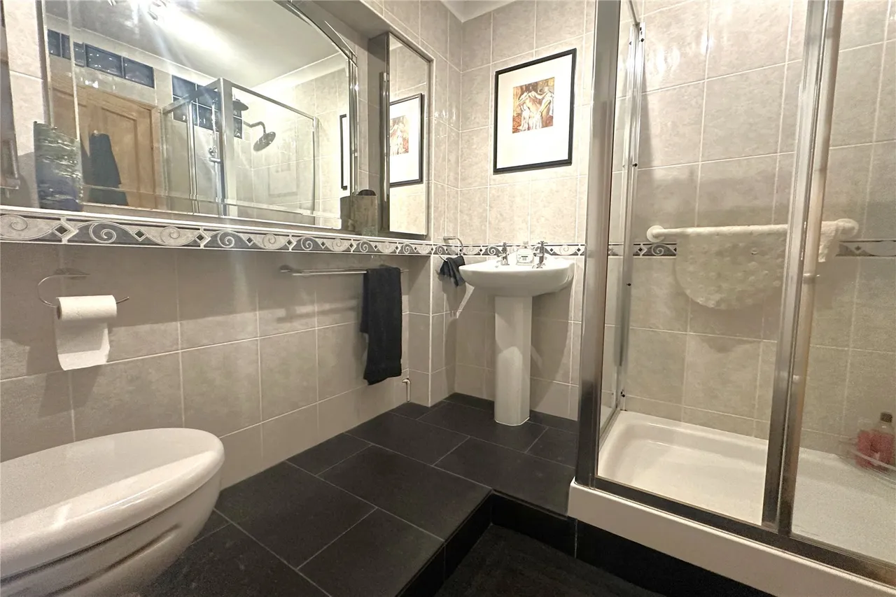 Robert Way, Mytchett, Surrey, GU16 6DU, photo 7