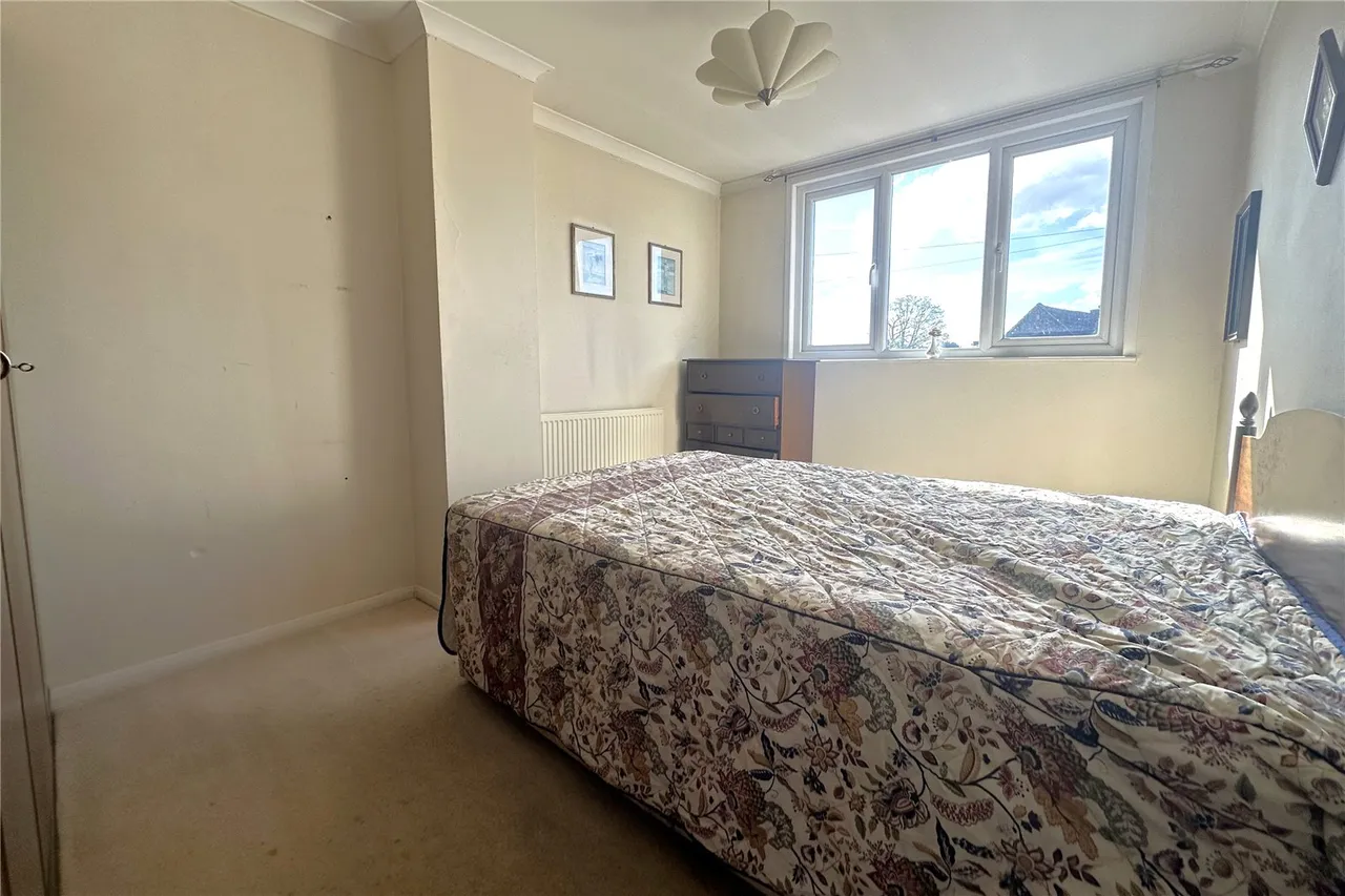 Robert Way, Mytchett, Surrey, GU16 6DU, photo 15