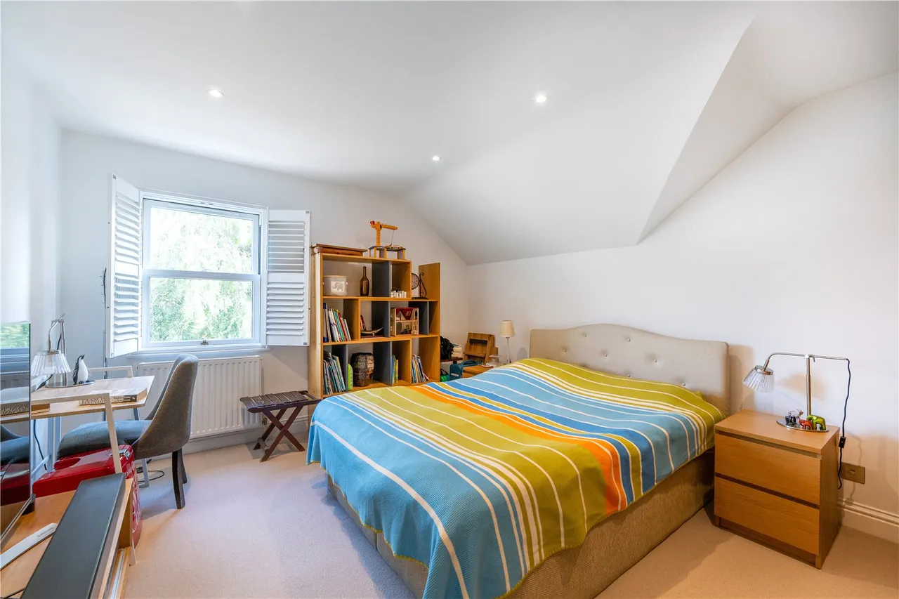 Somerset Road, Teddington, TW11 8RS, photo 9