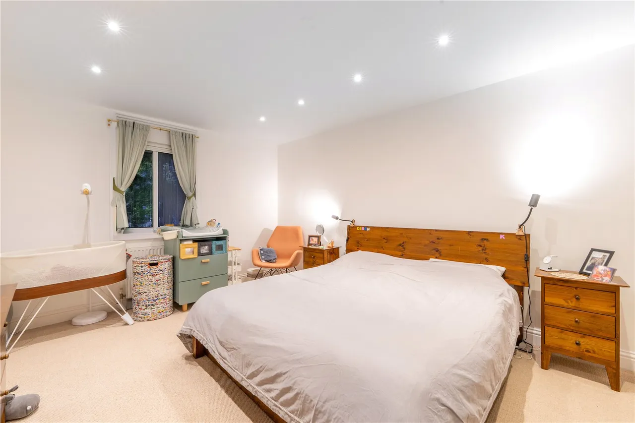 Somerset Road, Teddington, TW11 8RS, photo 5