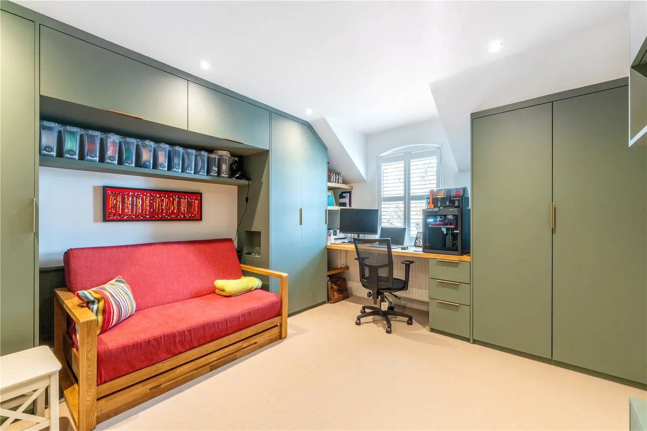 Somerset Road, Teddington, TW11 8RS, photo 8