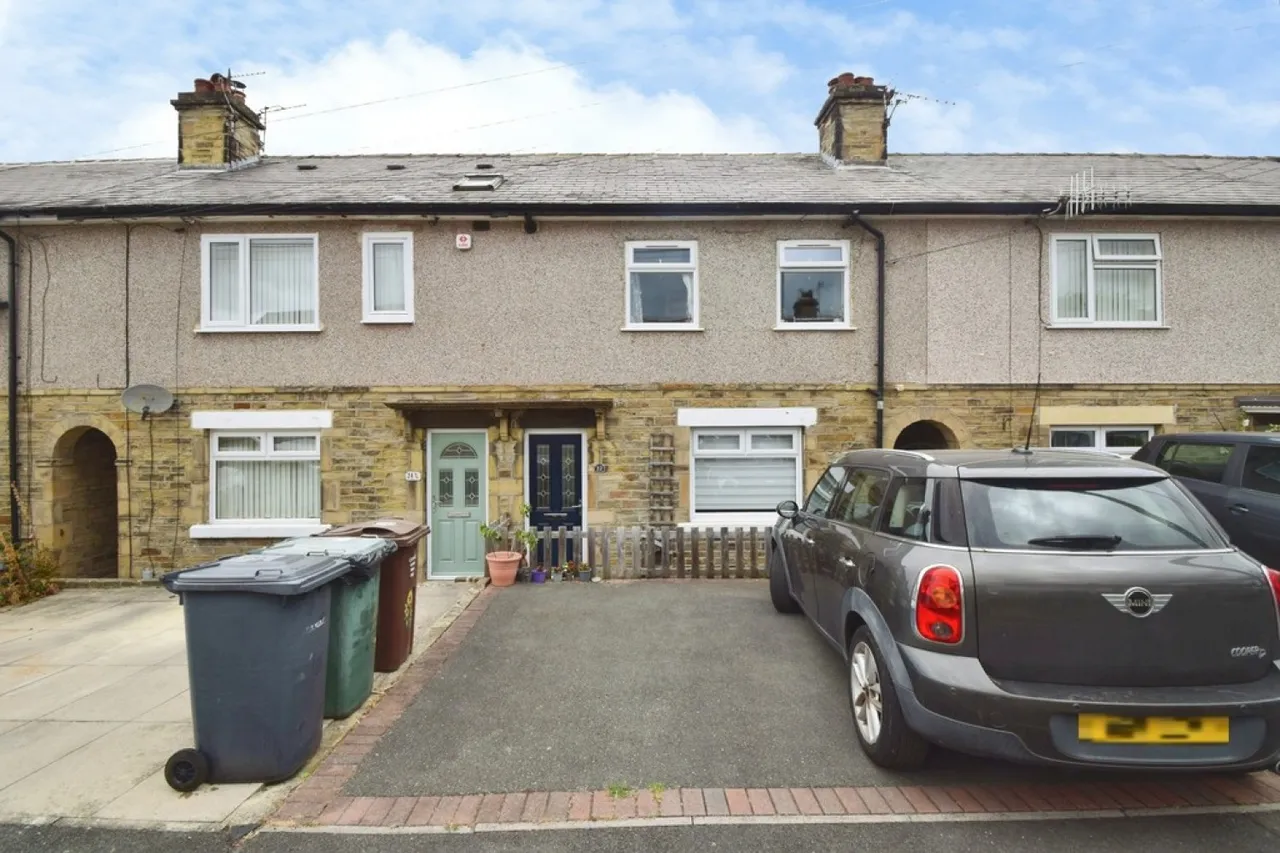 3 bed house for sale — Saltaire, Bradford, West Yorkshire