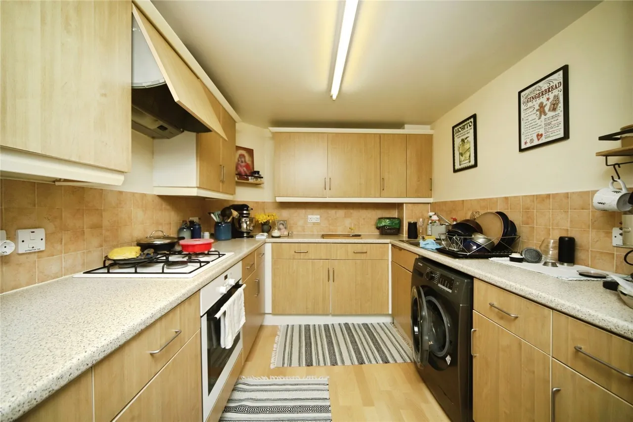 Massingham Park, Taunton, TA2, photo 2