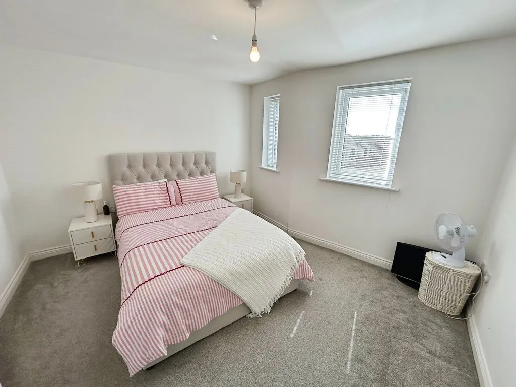 Newcastle Upon Tyne NE13 9DA, NE13, photo 6