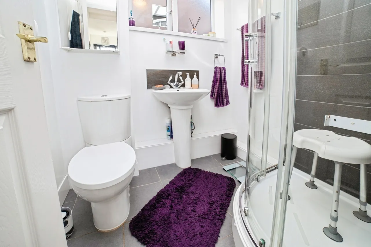 Linnet Drive, Mansfield, Nottinghamshire, NG18, photo 19
