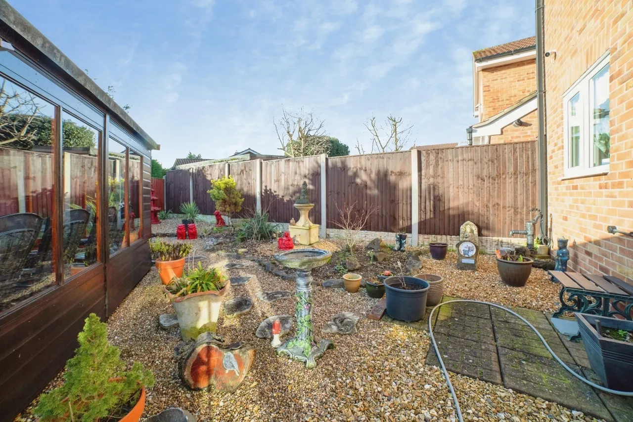 Linnet Drive, Mansfield, Nottinghamshire, NG18, photo 28