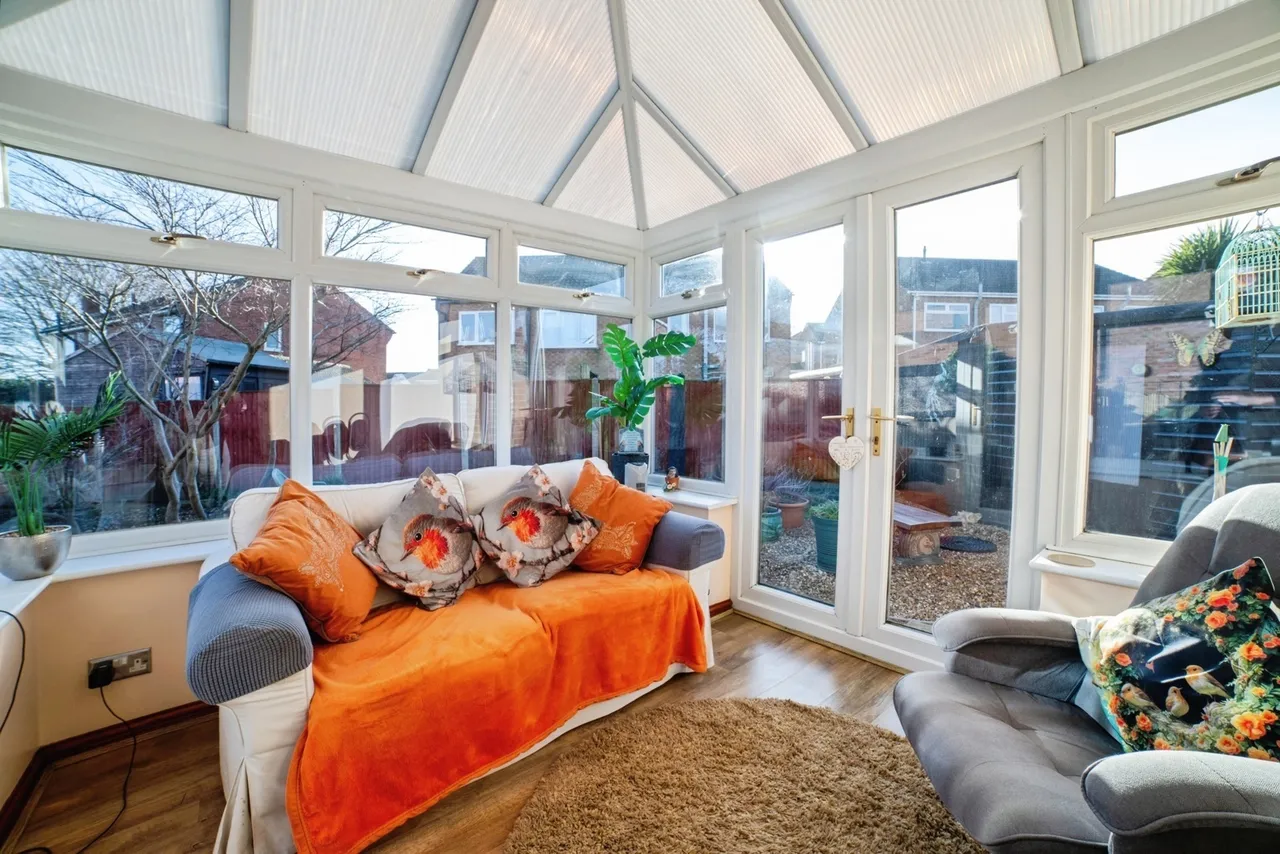 Linnet Drive, Mansfield, Nottinghamshire, NG18, photo 22