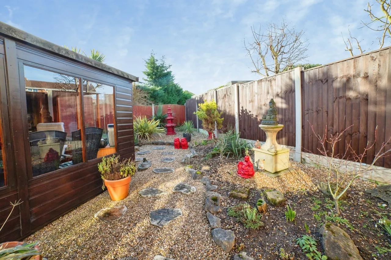 Linnet Drive, Mansfield, Nottinghamshire, NG18, photo 4