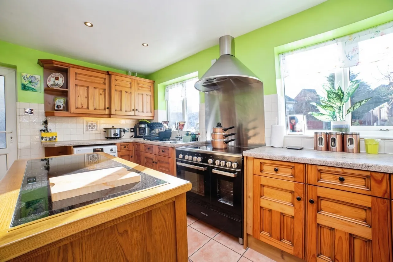 Linnet Drive, Mansfield, Nottinghamshire, NG18, photo 2