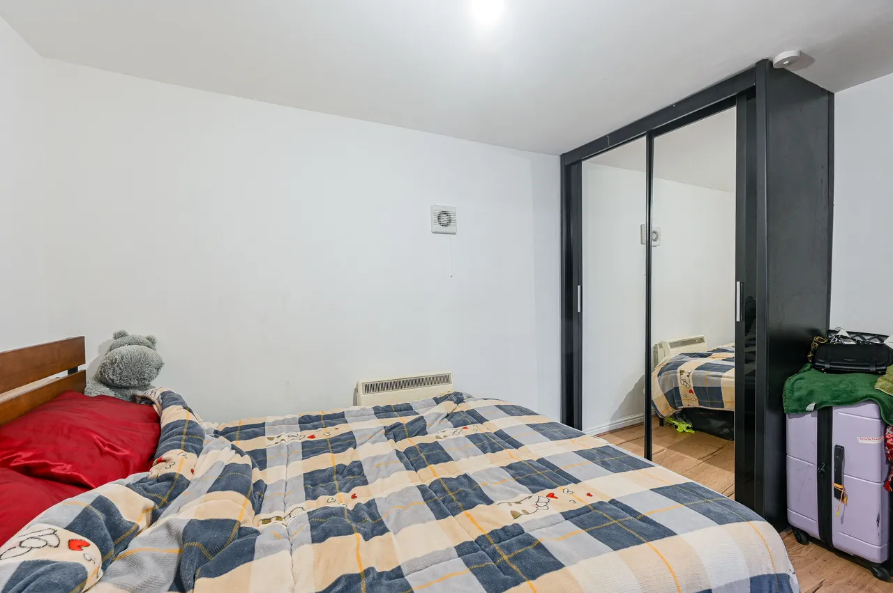 210A Congleton Grove, London, photo 4