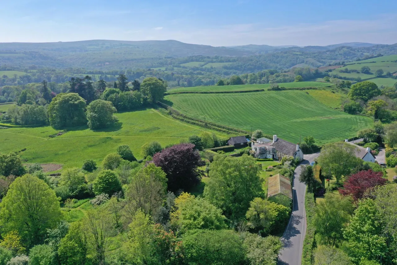 Bovey Tracey, Newton Abbot, TQ13, photo 32