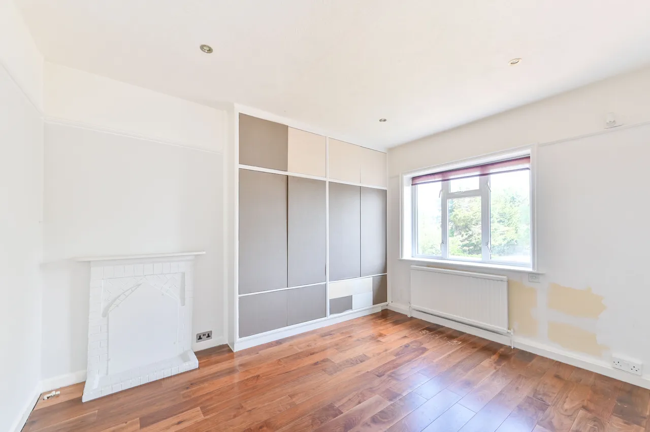 34 Orchard Gate, Greenford, photo 3