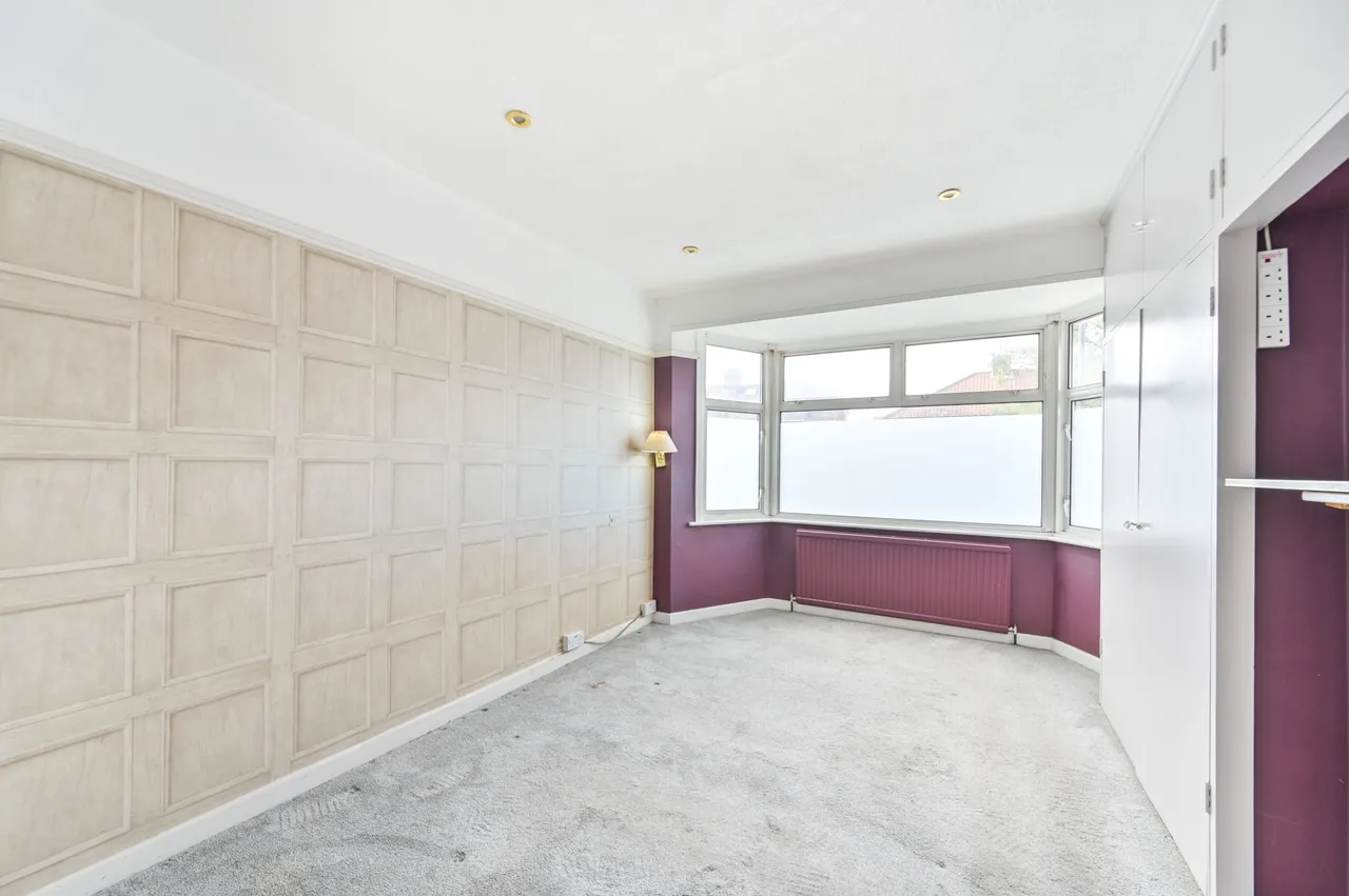 34 Orchard Gate, Greenford, photo 12