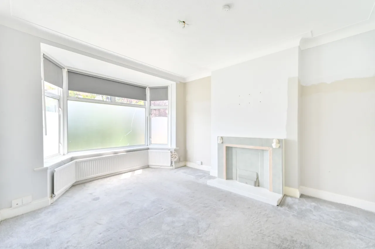 34 Orchard Gate, Greenford, photo 2