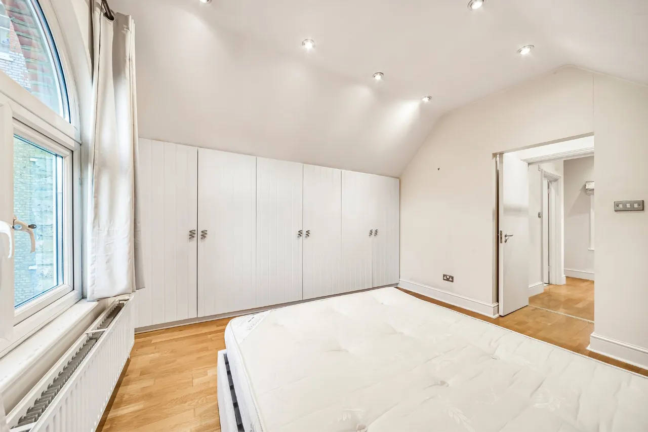 Renfrew Road, Kennington, London, SE11, photo 11