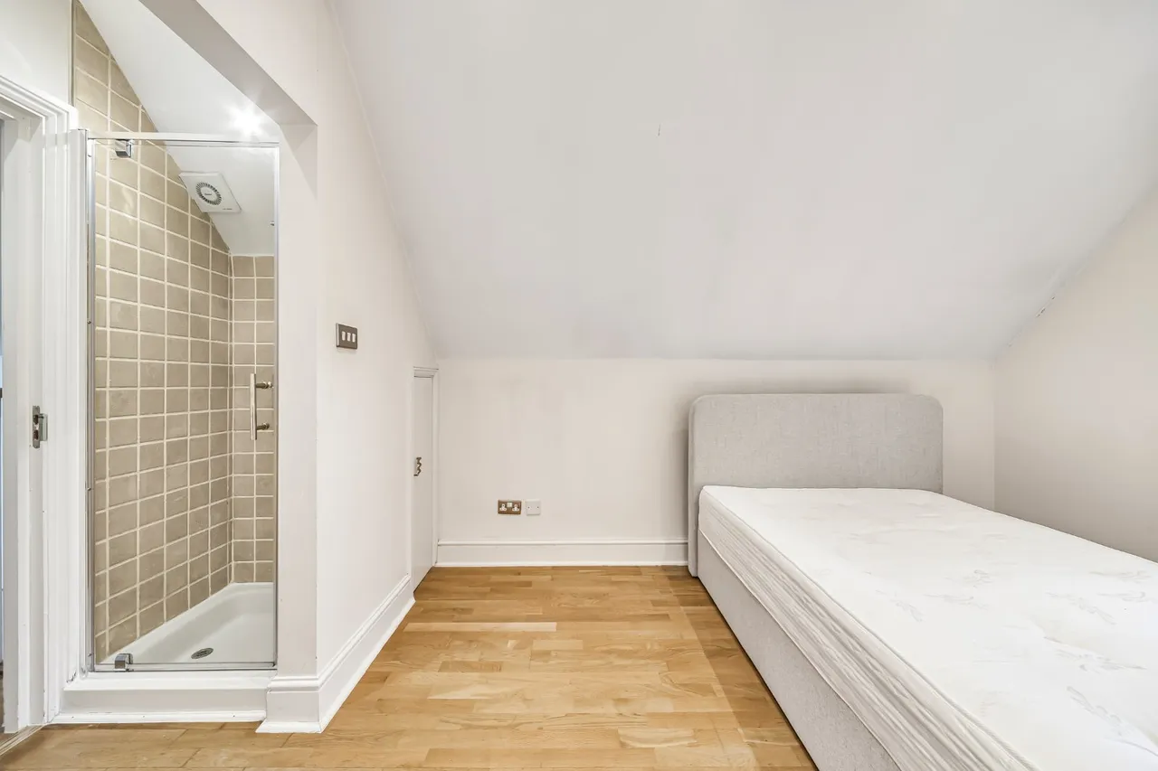 Renfrew Road, Kennington, London, SE11, photo 12