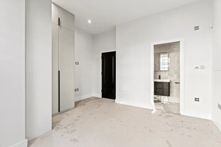 Gondar Gardens, West Hampstead, NW6 1HG, photo 5