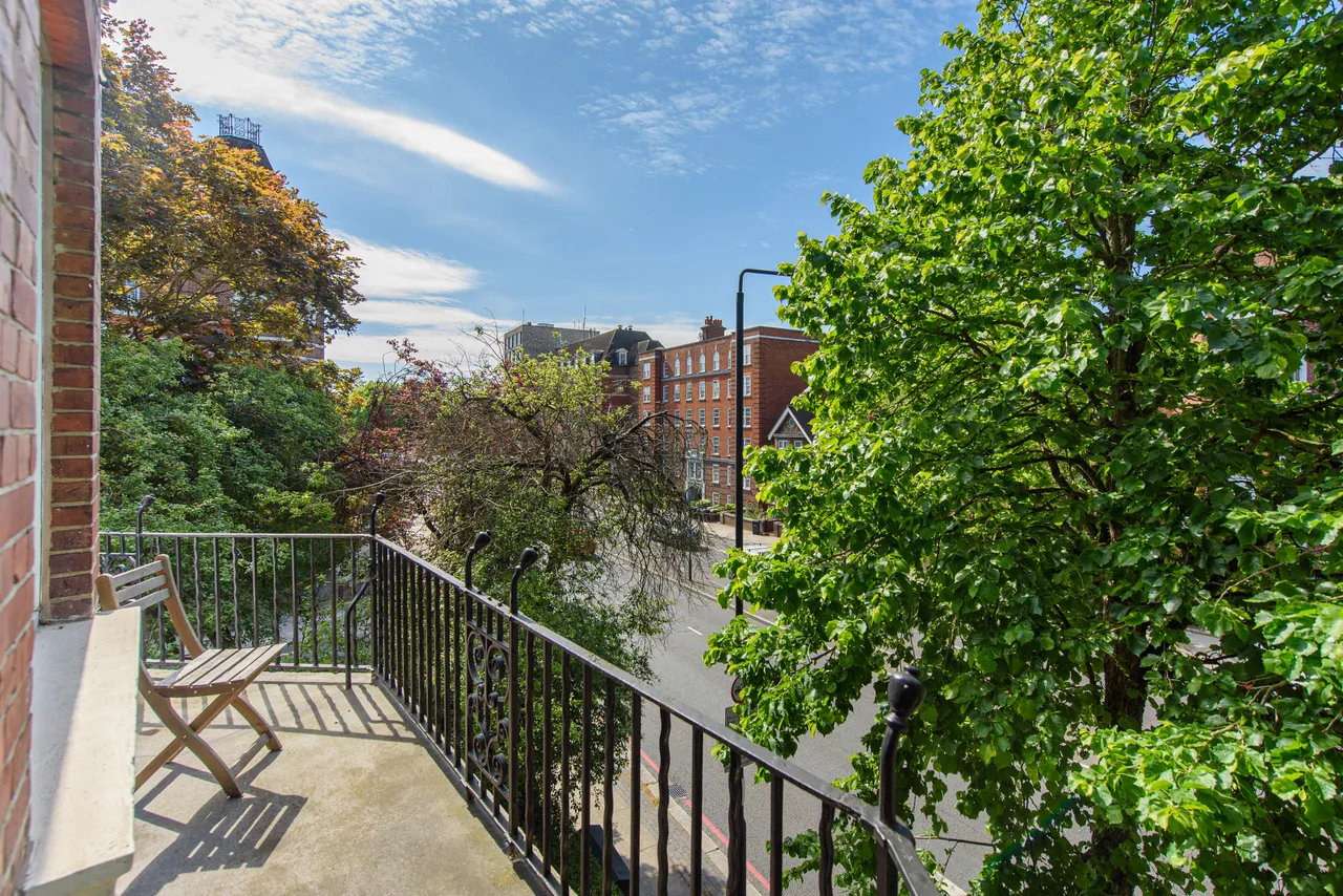 3 Leinster Mansions, 1 Langland Gardens, London, photo 10