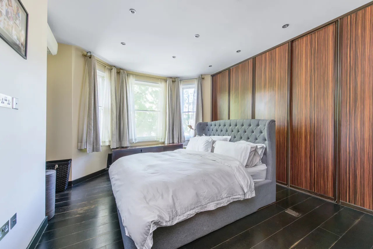 3 Leinster Mansions, 1 Langland Gardens, London, photo 3
