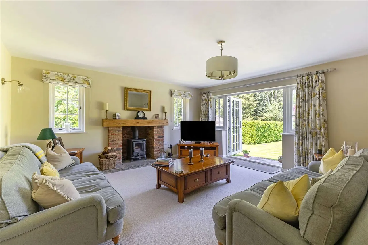 Spinney Lane, West Chiltington, Pulborough, West Sussex, RH20 2NX, photo 5
